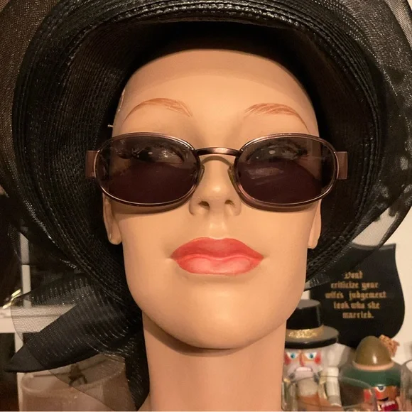 Beautiful Brown Copper Frame Gianni Versace Vintage Sunglasses! - Picture 2 of 16